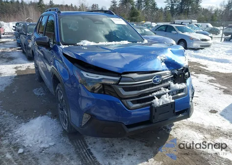 2025 Subaru Forester Premium Hybrid z USA, uszkodzony, nr VIN JF2SLSED9SH430574